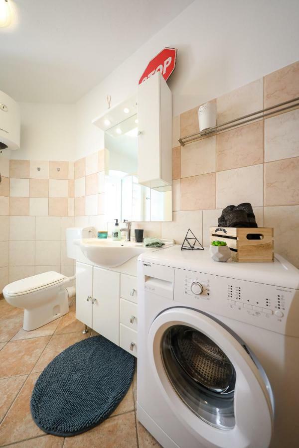 Stomorica Apartments Задар Екстериор снимка